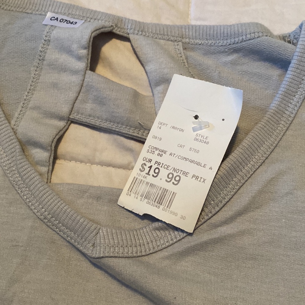 Balance Collection Yoga top - Picture 2 of 3
